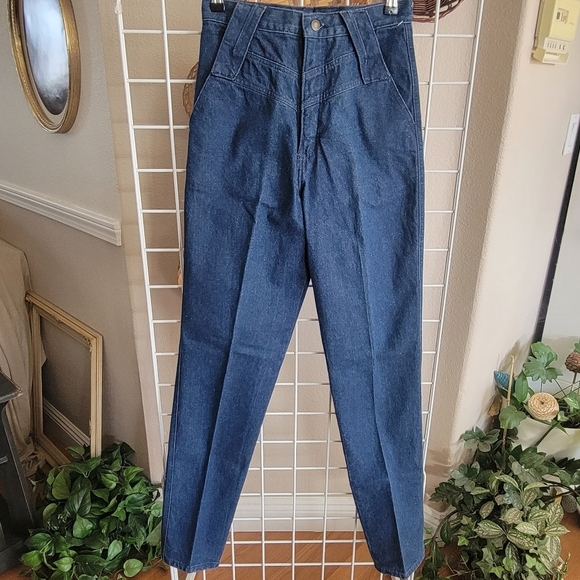 Wrangler Denim - Wrangler Vintage Dark wash High-rise Western Jean